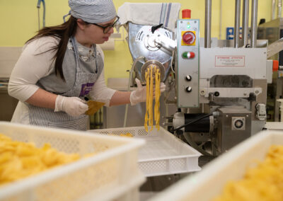 Coop Monscleda laboratorio pasta e buffet